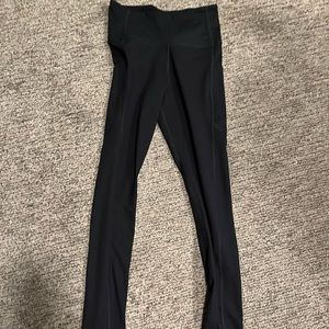 FIGS Women’s 300 Performance Leggings, Black XS